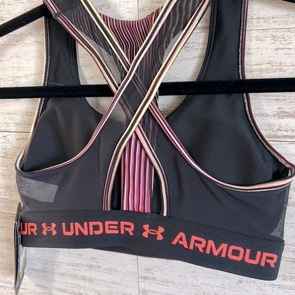 Under Armour Sports Bra - Picture 3 of 4